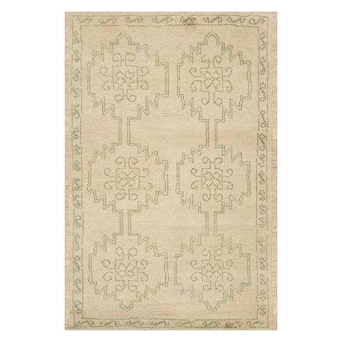 Dicyra Traditional Vintage Rug | Ivory