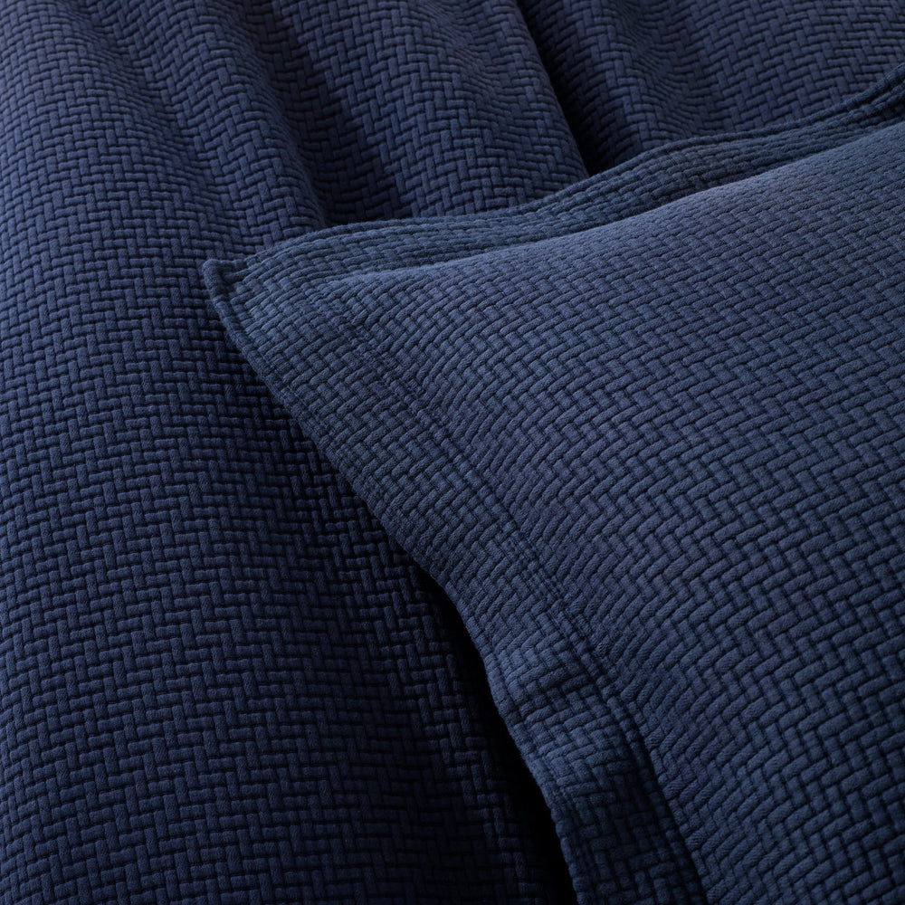 Interlaken Matelasse Coverlet | Ink