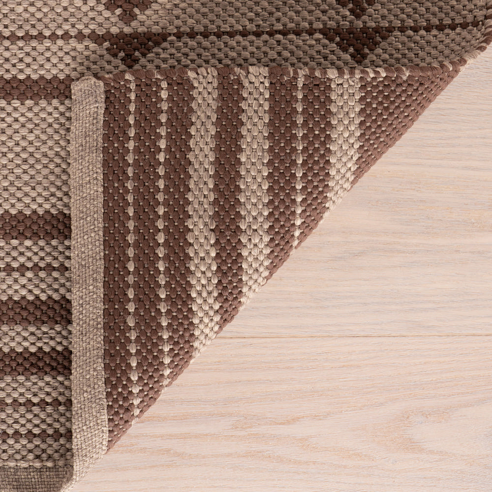 Ellis Woven Indoor/Outdoor Rug | Brown