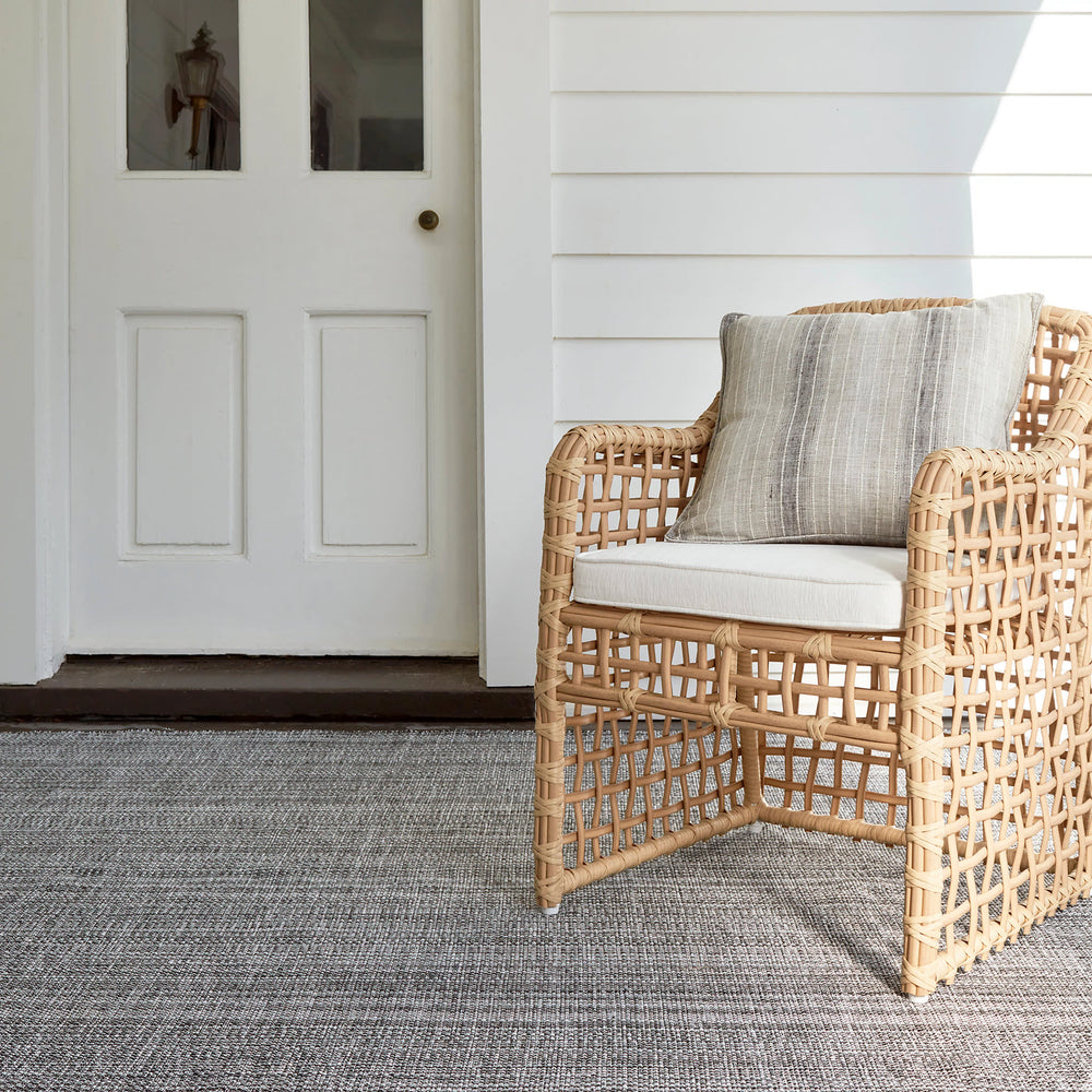 Fusion Handwoven Indoor/Outdoor Rug | Black