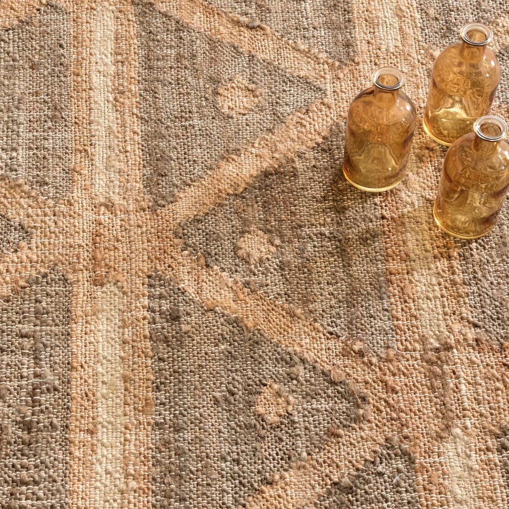 Rumi Handwoven Jute Rug | Brown