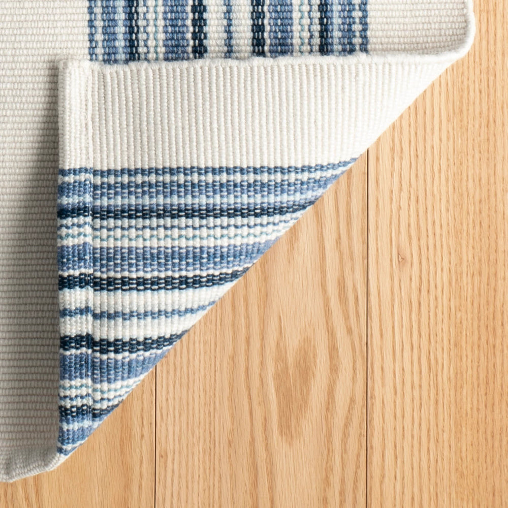 Road Runner Handwoven Indoor/Outdoor Rug | Blue