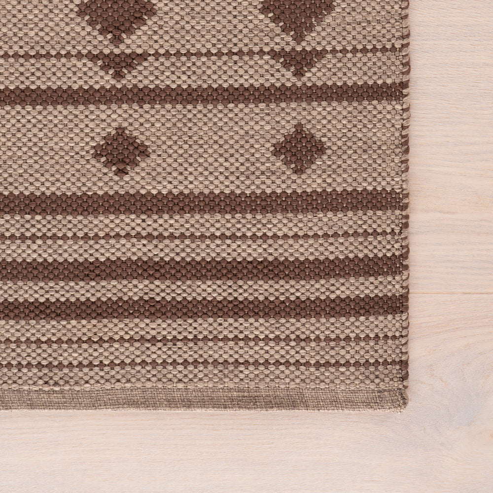 Ellis Woven Indoor/Outdoor Rug | Brown