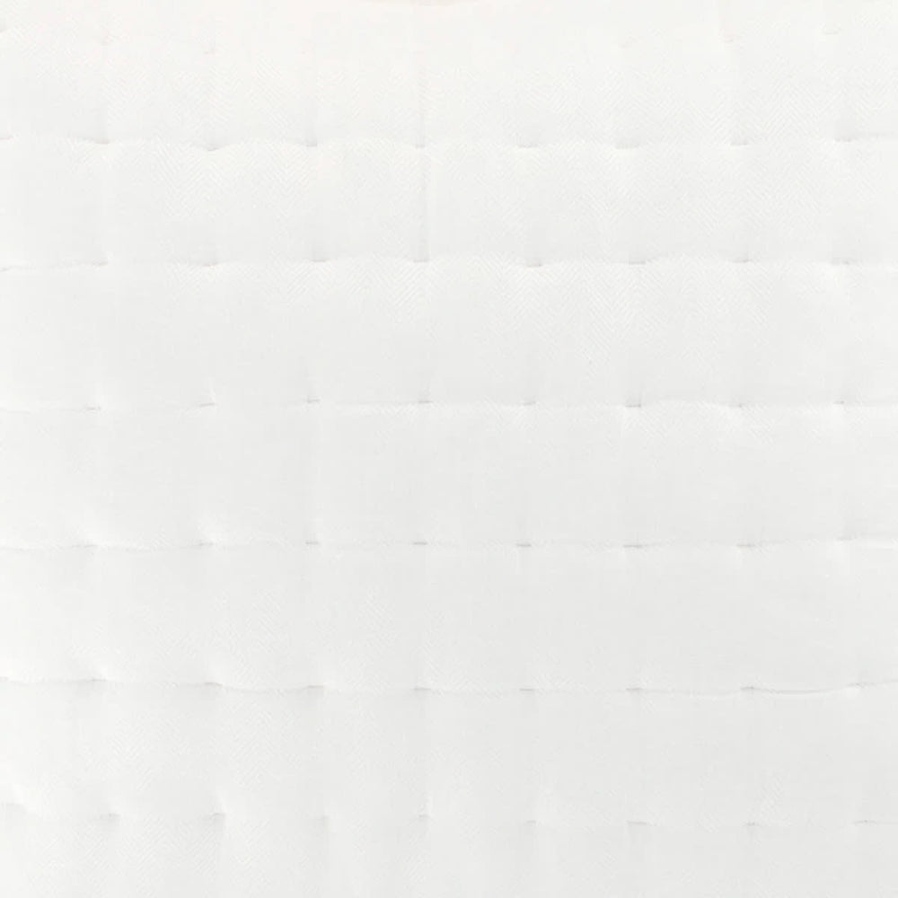 Brussels Quilt Swatch | Ivory