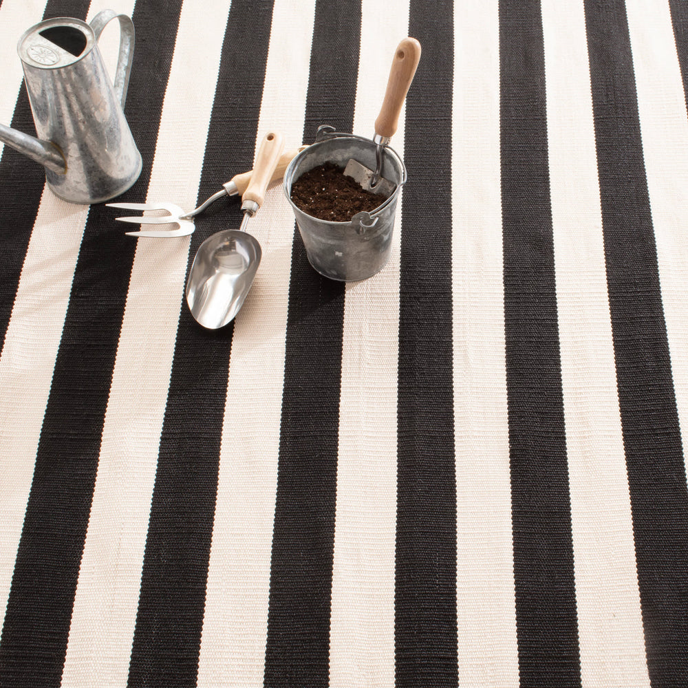 Catamaran Stripe Handwoven Indoor/Outdoor Rug | Black/Ivory
