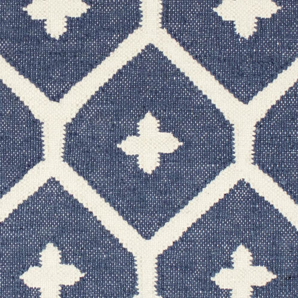 Elizabeth Handwoven Indoor/Outdoor Rug by Bunny Williams Swatch | Navy