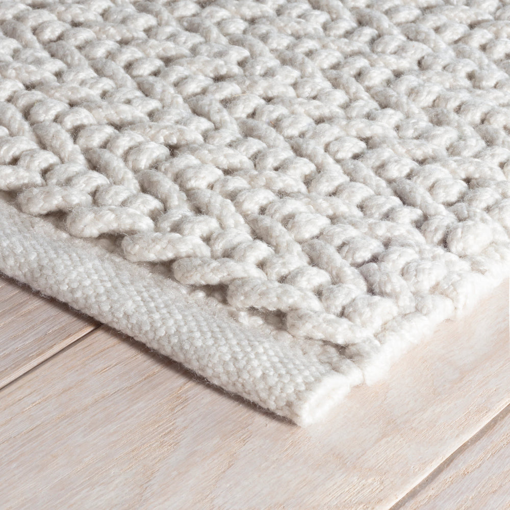 Veranda Handwoven Performance Rug | Ivory
