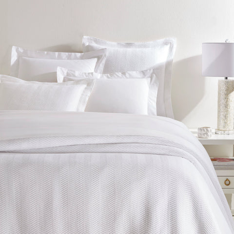 Winnie White Matelasse Coverlet