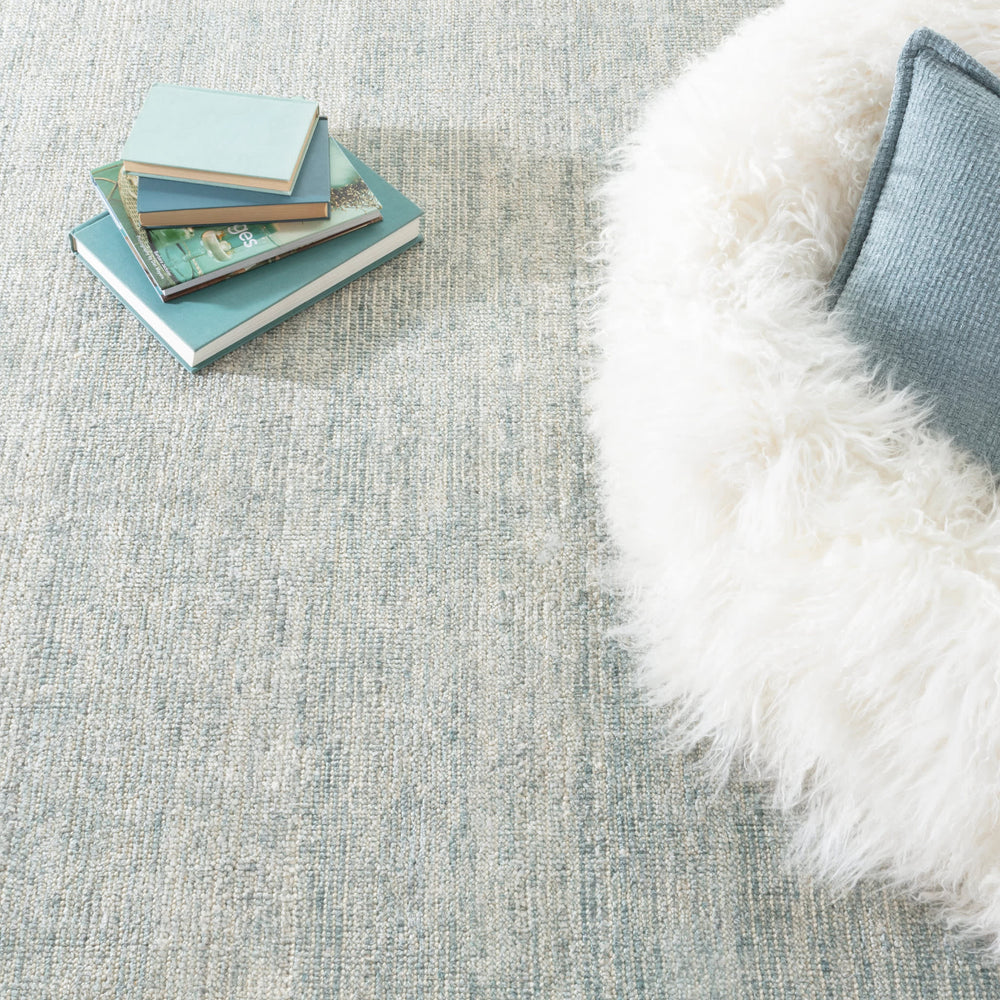 Quartz Handwoven Viscose/Cotton Rug | Ocean