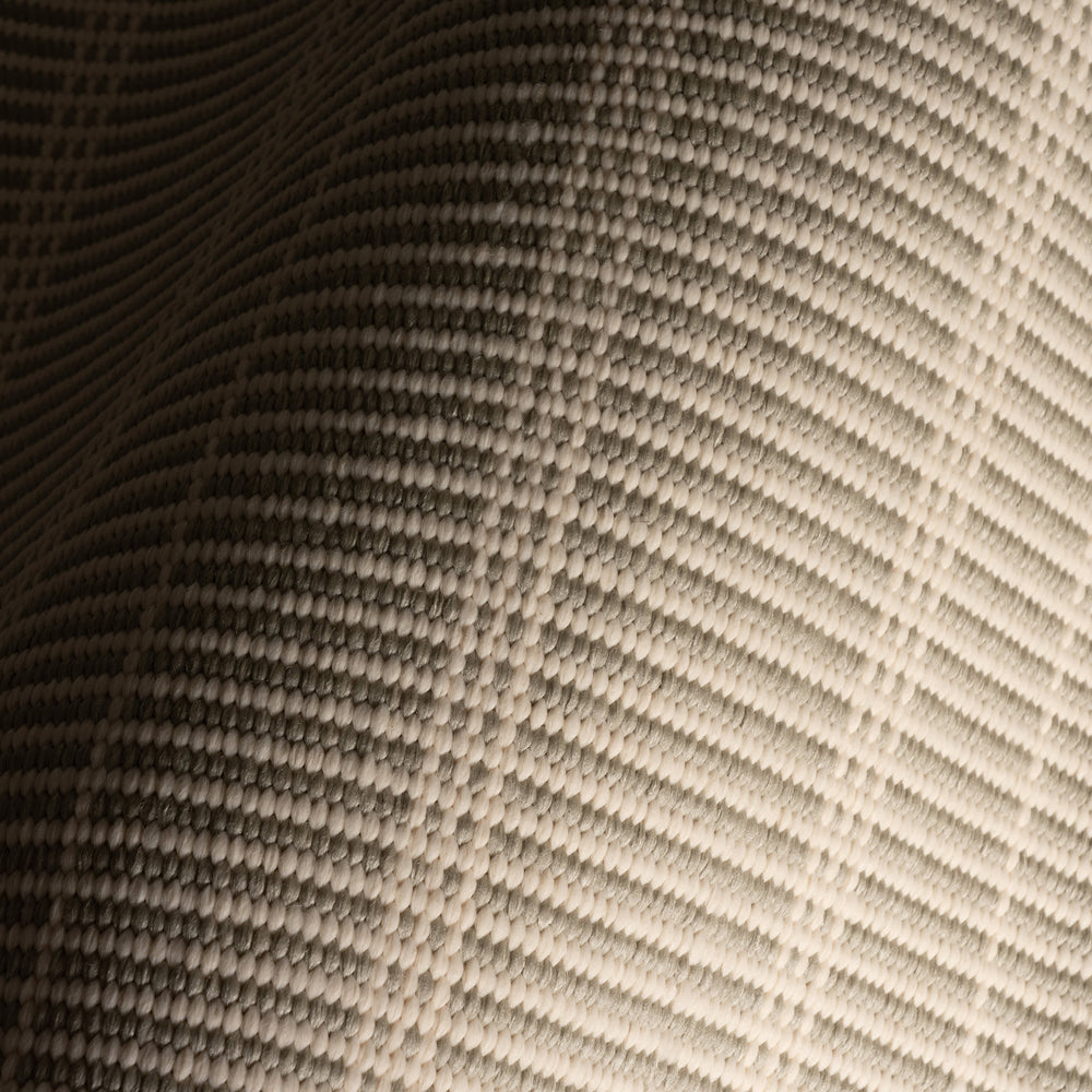Marlo Handwoven Indoor/Outdoor Rug | Platinum