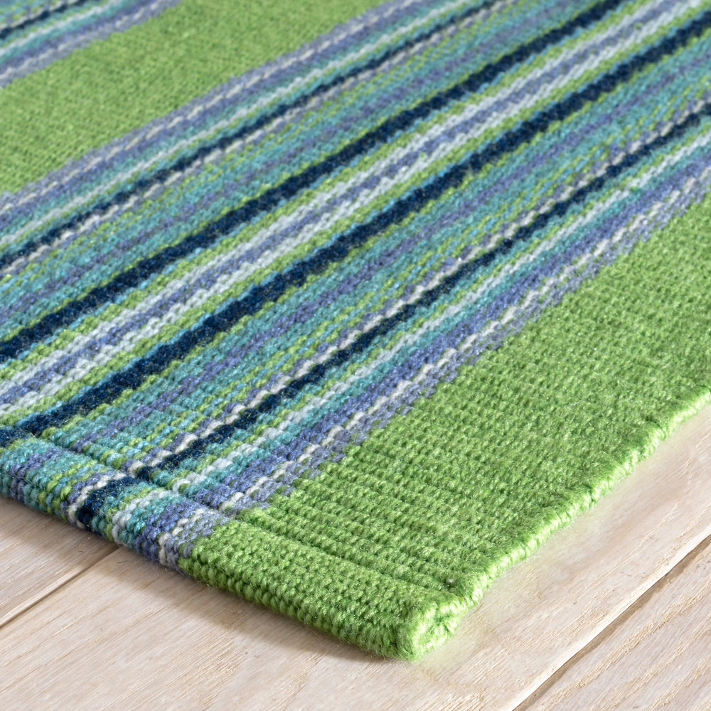 Road Runner Handwoven Indoor/Outdoor Rug | Green