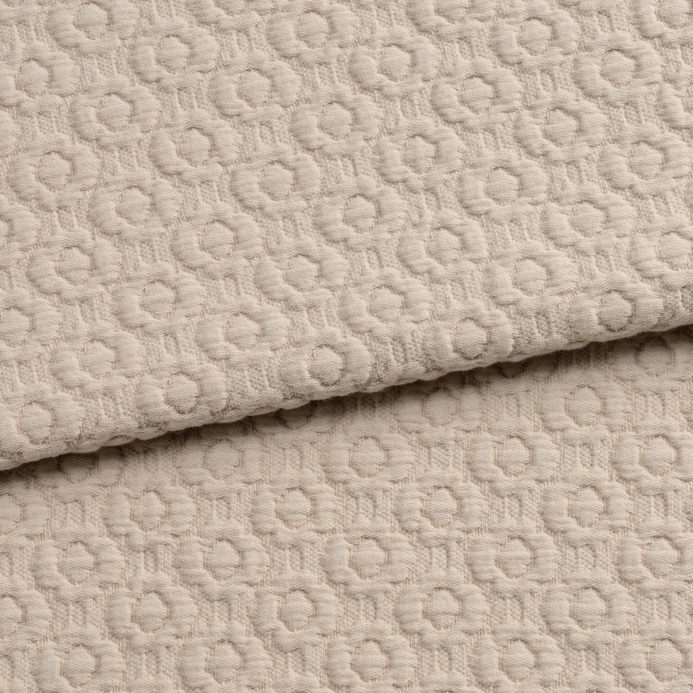 Intaglio Matelasse Coverlet | Oatmeal
