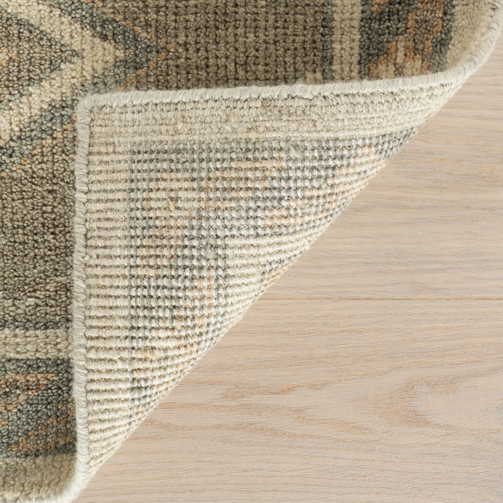 Griffin Hand Knotted Wool Rug | Sage Green