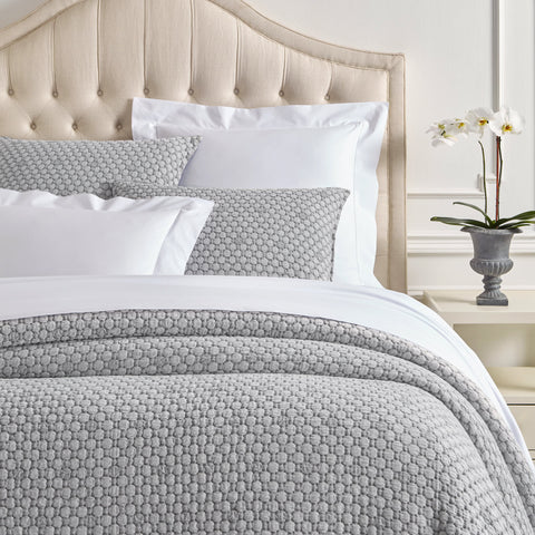 Lodi Matelasse Coverlet | Black/White