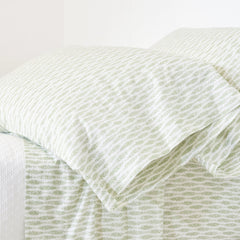 Feather Ogee Sage Sheet Set