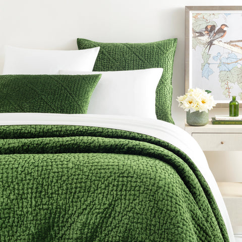 Parisienne Velvet Evergreen Quilt