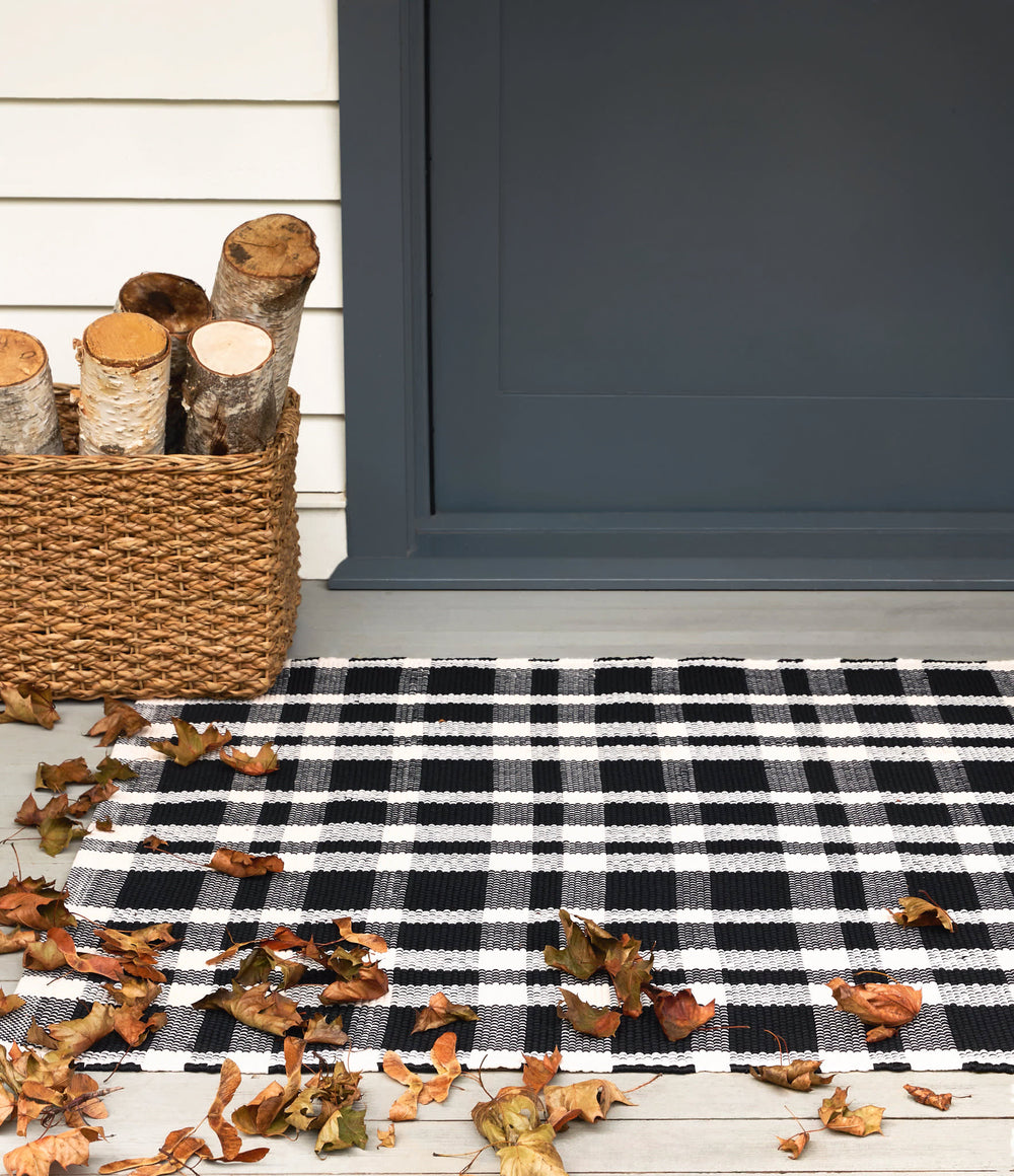 Tattersall Handwoven Indoor/Outdoor Rug | Black
